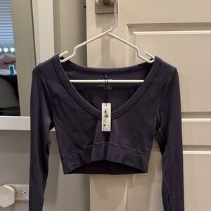 Garage Ribbed V-Neck Crop Top - Deep Purple
